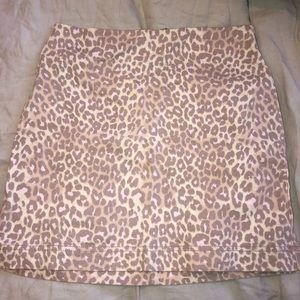 Wild table leopard print skirt size 0